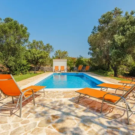 Casa Nunzia Con Piscina Daire San Vito dei Normanni