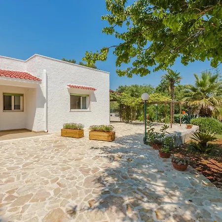 Casa Nunzia Con Piscina San Vito dei Normanni